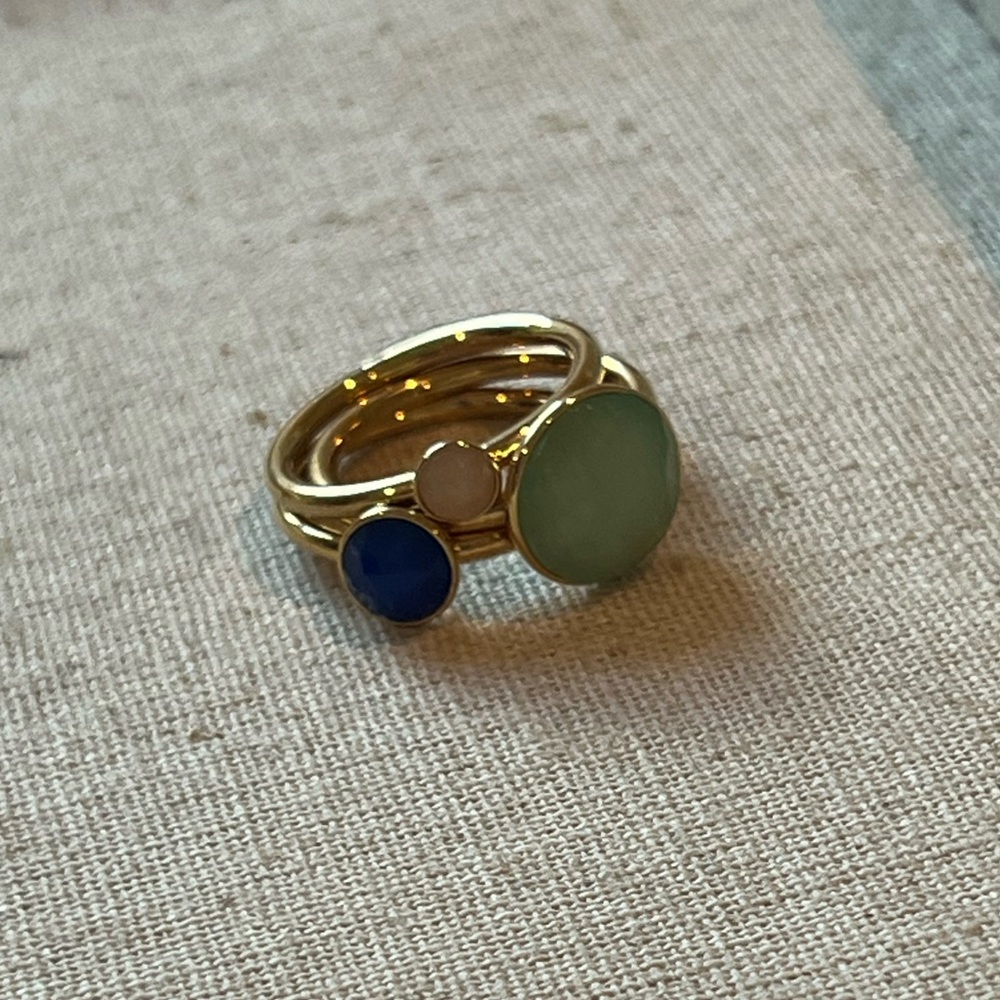 Stella & Dot stackable blue, green, white rings. Size 6